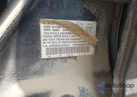 2012 Honda Fit Sport z USA, uszkodzony, nr VIN JHMGE8G51CS004310